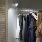 Candeeiro LED com Sensor de Movimento InnovaGoods Black Friday - nacloset 2