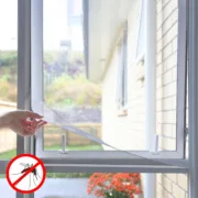 Rede Anti-Mosquitos Adesiva Recortável para Janelas White InnovaGoods Black Friday - nacloset