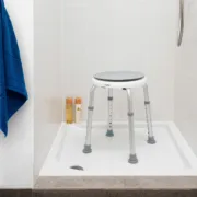 Banco de Banho Giratório e Regulável Roshawer InnovaGoods Acessórios e torneiras - nacloset