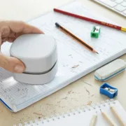 Mini Aspirador Portátil de Escritório Acessórios - nacloset 2