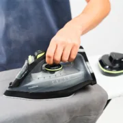 Ferro a Vapor Sem Fios 2 em 1 Stiron InnovaGoods 2400 W 20-30 g/min Casa | Jardim - nacloset