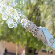 Pistola de Bombas de Sabão Bubblig InnovaGoods Bebés e Crianças - nacloset 2