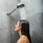 Cabeça de Chuveiro de Alta Pressão com Filtro e Minerais Moshol InnovaGoods Acessórios e torneiras - nacloset