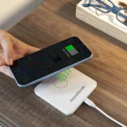 Carregador sem Fios de Várias Posições com Base de Suporte Pomchar Acessórios para telemóveis e tablets - nacloset 2
