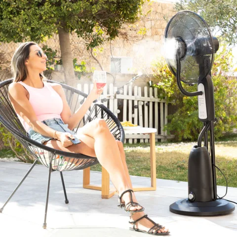 Ventoinha de pé com nebulizador (comando remoto) Ar condicionado e ventiladores - nacloset