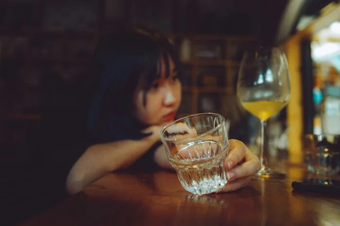 How to Elevate Wine Moments with the Right Light