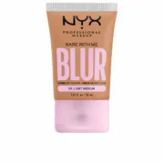 Base de Maquilhagem Fluida NYX Bare With Me Blur Nº 09-light medium 30 ml Cosmética - nacloset