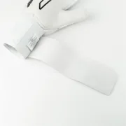 S64192432_4