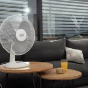 Ventilador de Mesa Black & Decker ES9440030B Branco Preto 40 W Ar condicionado e ventiladores - nacloset 2