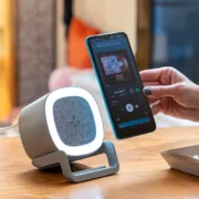 Altifalante Bluetooth c/ Carregador Sem Fios Carregadores e cabos USB - nacloset