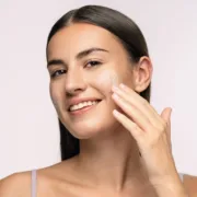 Pack de Rotina Facial Kombucha InnovaGoods Lotes de Fragrâncias e Cosméticos - nacloset 2