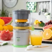 Espremedor Automático Recarregável Juisso InnovaGoods Acessórios de Cozinha - nacloset