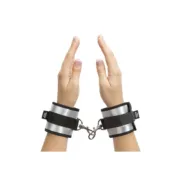 Algemas Fifty Shades of Grey Fifty Shades of Grey Totally His Preto Algemas, mordaças e braçadeiras - nacloset 2