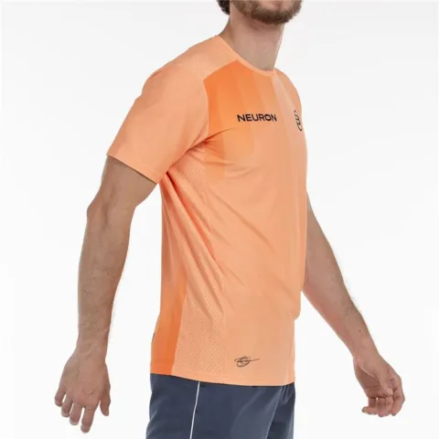 Camisola de Manga Curta Homem Bullpadel Chingotto 25V Laranja Padel Moda | Acessórios - nacloset 4 Camisola de Manga Curta Homem Bullpadel Chingotto 25V Laranja Padel Moda | Acessórios - nacloset 4