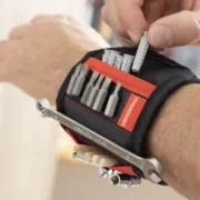 Pulseira Magnética para Bricolagem WrisTool InnovaGoods Black Friday - nacloset 2