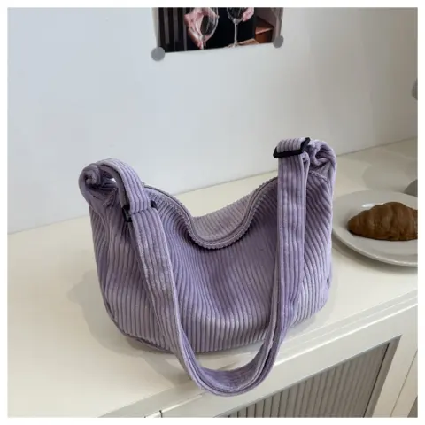 Bolsa romântica de grande capacidade em meia-lua (estilo japonês) Carteiras e Bolsas - nacloset 12 Bolsa romântica de grande capacidade em meia-lua (estilo japonês) Carteiras e Bolsas - nacloset 12