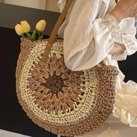 Bolsa de palha trançada, colorida e vazada em corda de papel Carteiras e Bolsas - nacloset 9