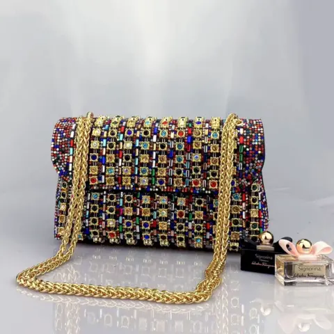 Packet style evening dress, adorned with brooch and chain strap with rhinestones Wallets and Bags - NAcloset 3