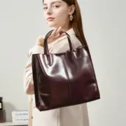 Bolsa tote feminina em couro de primeira qualidade Carteiras e Bolsas - nacloset