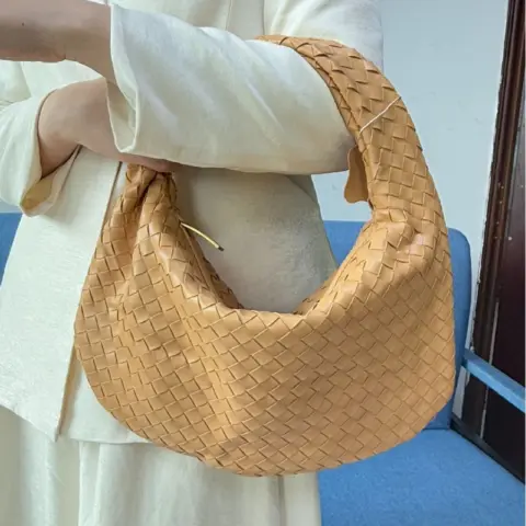 Bolsa feminina grande de tecido trançado (grande capacidade) Carteiras e Bolsas - nacloset 3