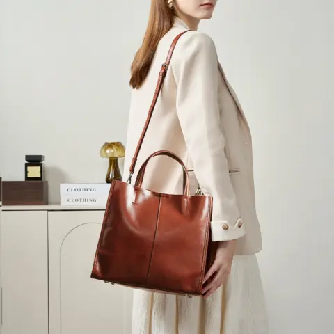 Bolsa tote feminina em couro de primeira qualidade Carteiras e Bolsas - nacloset 4