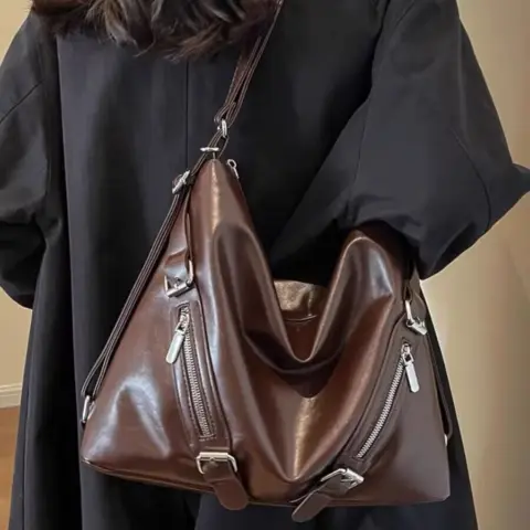 Bolsa de ombro moderna e espaçosa, ideal para o dia a dia Carteiras e Bolsas - nacloset 3