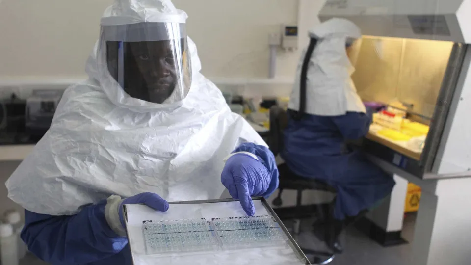 Surto de Ébola na RDCongo ultrapassa 4.200 mortes