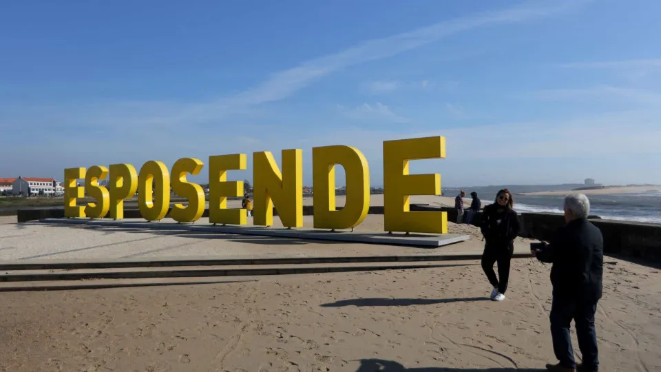 Esposende starts charging tourist fees within 30 days. How much?