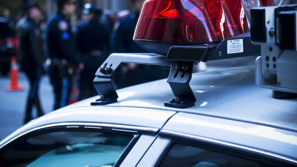 EUA: Menina morre em tiroteio entre 2 homens por lugar de estacionamento