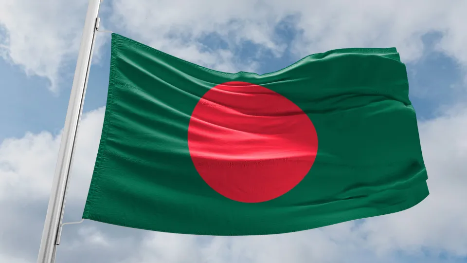 Dez mortos em estância no Bangladesh: