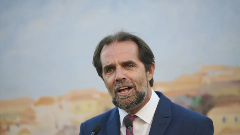 Processo judicial contra Filipe Sousa?