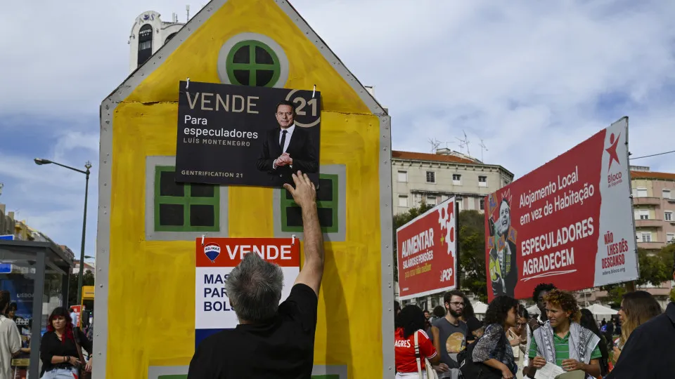 Movement House to Live Condemns