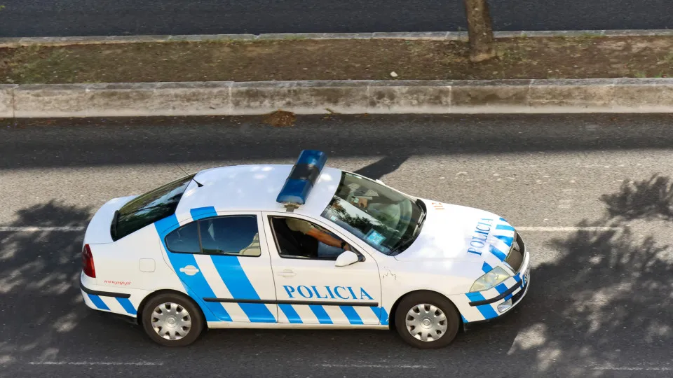Homem detido pela PSP por suspeita de cinco crimes de roubo em Lisboa