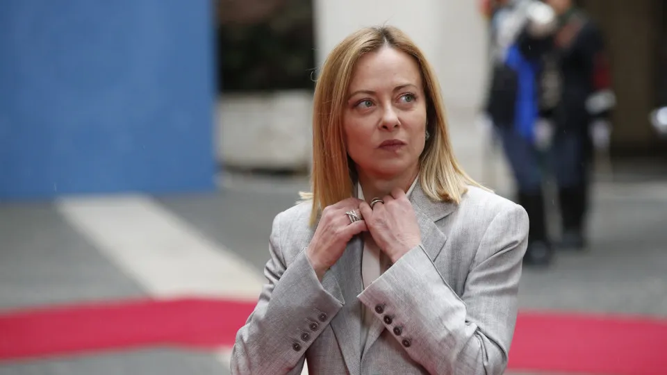 Meloni assinou plano com Kuwait que permite manter preços combustíveis na Q8