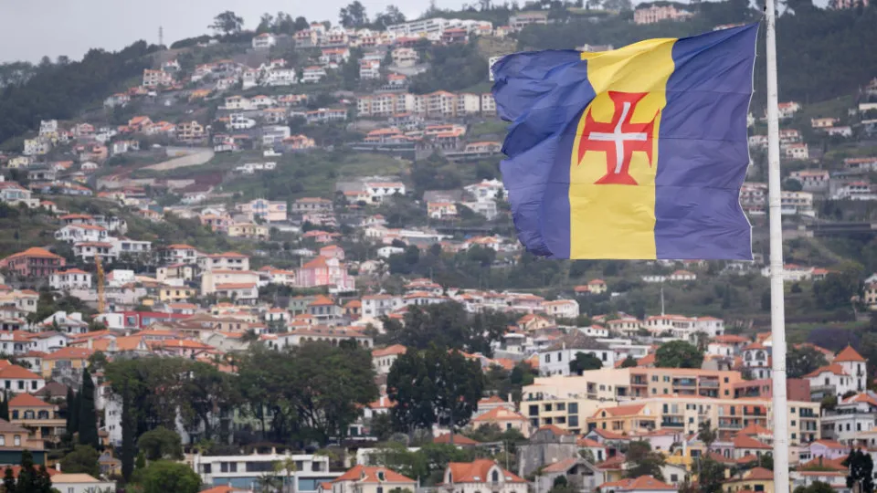 Fire in a residence in Funchal leaves a homeless person