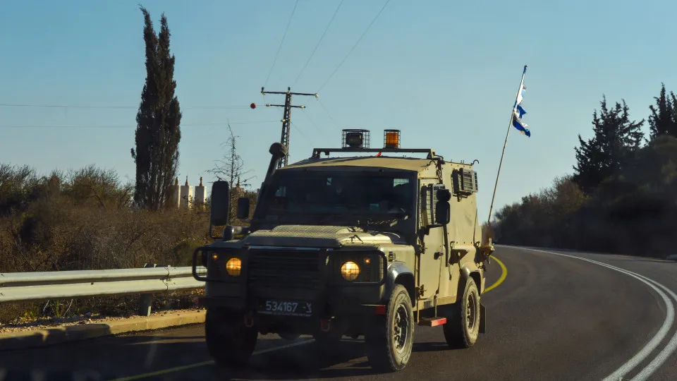 Israel inicia
