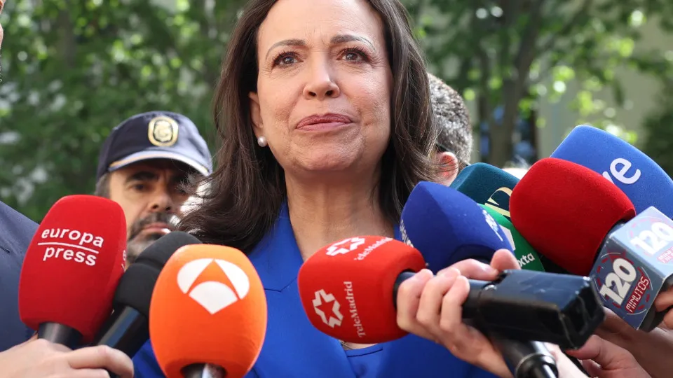 Protestos em toda a Venezuela exigem regresso de María Corina Machado