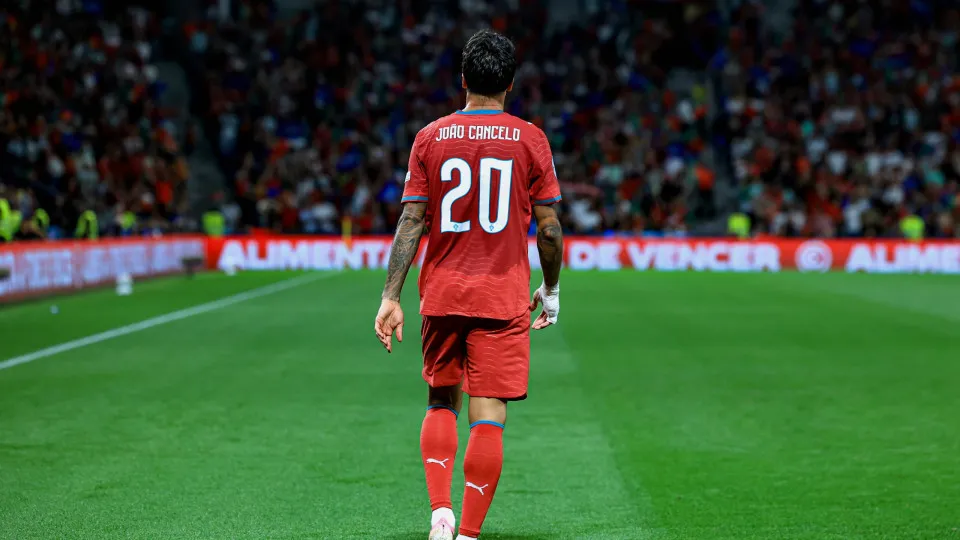 João Cancelo e o golaço: