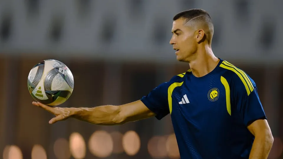 Cristiano Ronaldo enviou mensagem a arrasar comentador e já teve resposta