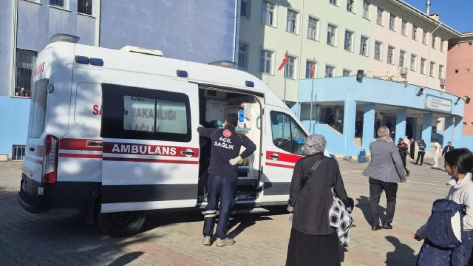 A student died after a knife attack at a school in Turkey