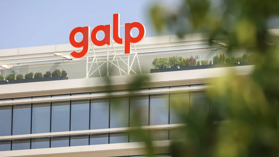 Equinor e Galp arrematam bloco no pré-sal