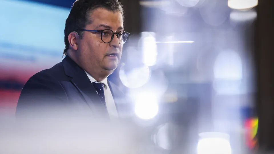 Ministro garante neutralidade fiscal para aumentos até 4,5%