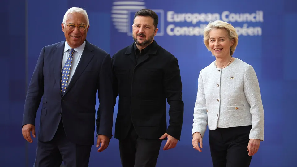 Líderes da UE em Bruxelas para discutir orçamento e apoio à Ucrânia