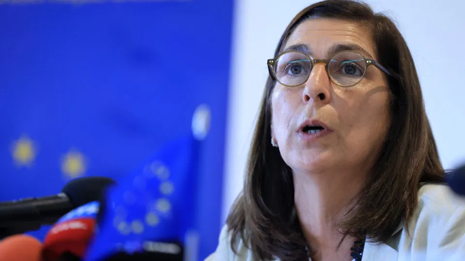 Ana Catarina Mendes alerts to risk of abuse of authority in AIMA