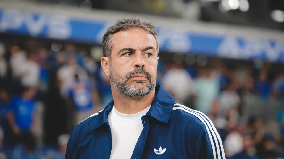 Artur Jorge Cruise recovers from two disadvantages and climbs the fourth