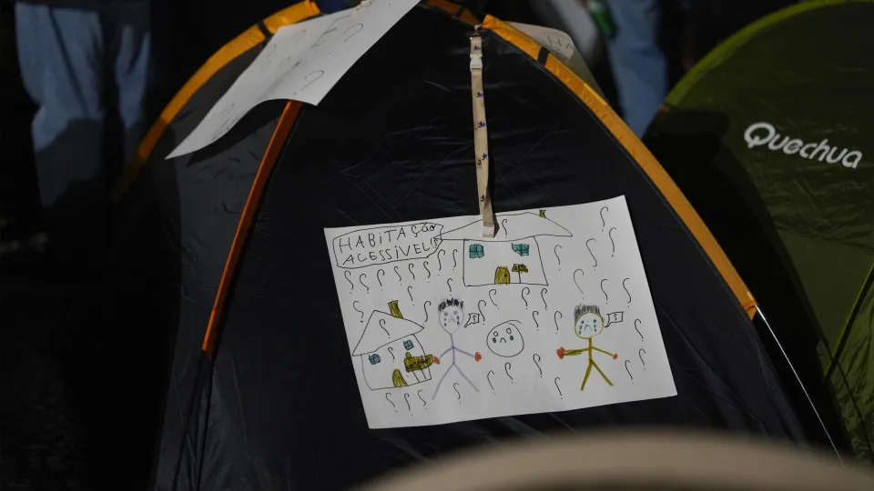 Protesters decide to keep the protest in Lisbon