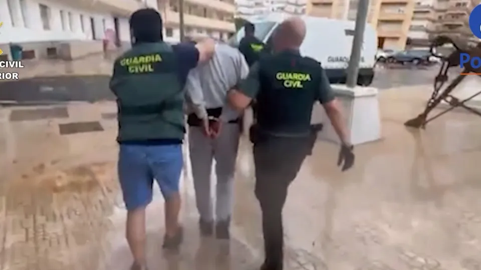 Três suspeitos de matar polícia belga detidos em Almeria. Preparavam fuga