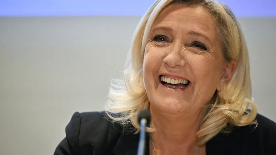 Orleães proíbe manifestações durante comício de Le Pen