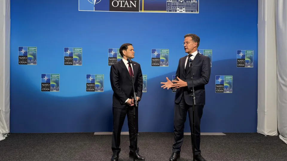 Rubio e Rutte discutem esforços para negociar acordo entre Kyiv e Moscovo
