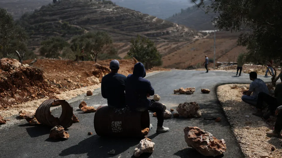 Operação na Cisjordânia forçou saída de 2.200 palestinianos